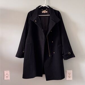 Trina Turks Women’s Black Wool Blend Coat Size S 80% Merino Wool Zipper Pockets